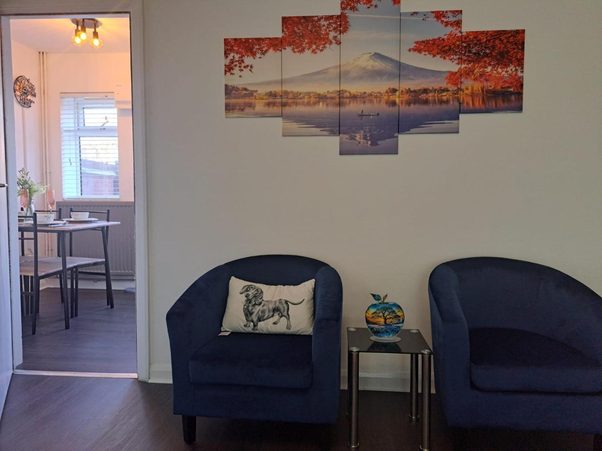 Cozy 2Br Home Leeds Free Parking & Wifi Pets Welcome Exterior photo