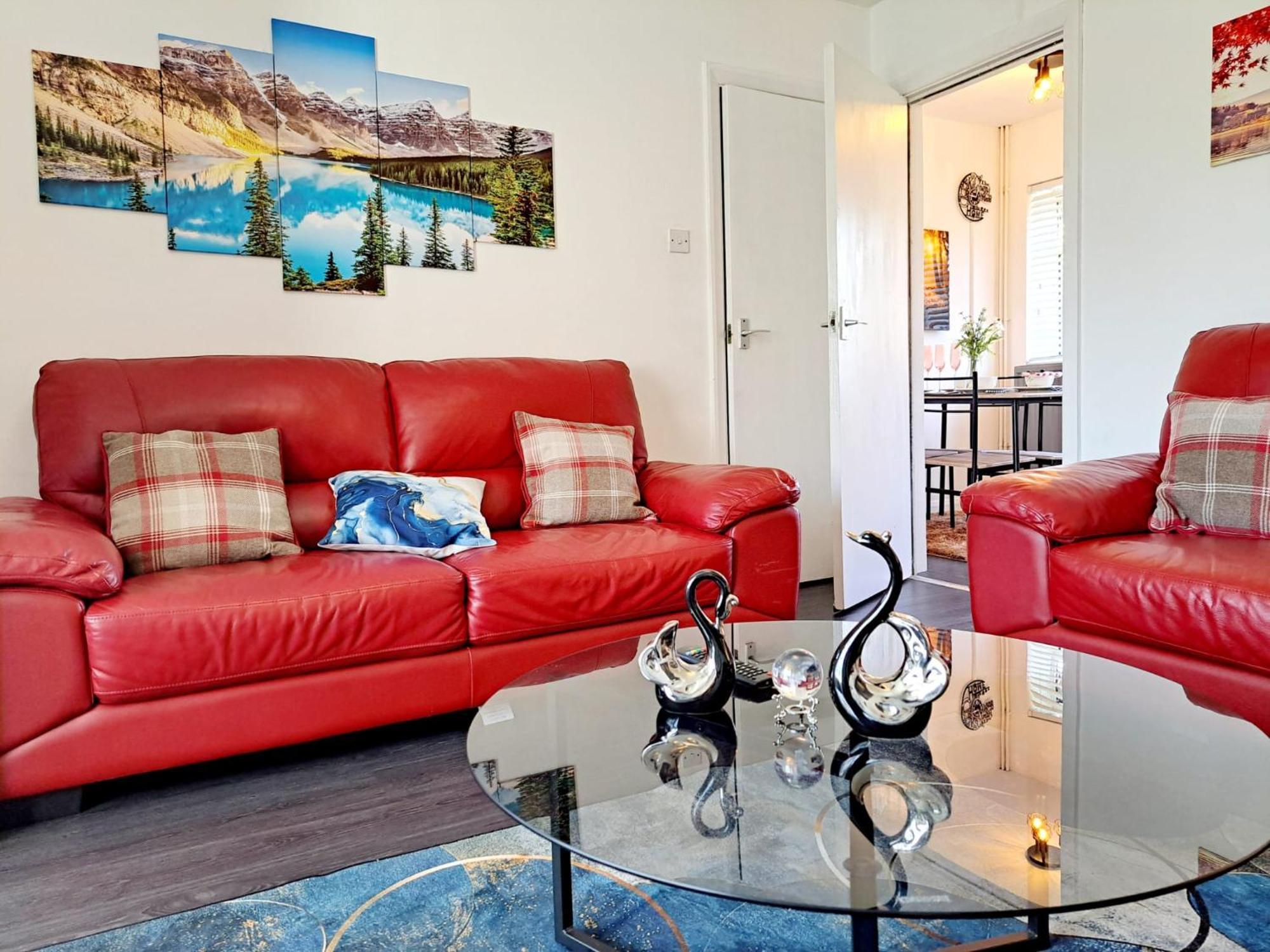 Cozy 2Br Home Leeds Free Parking & Wifi Pets Welcome Exterior photo