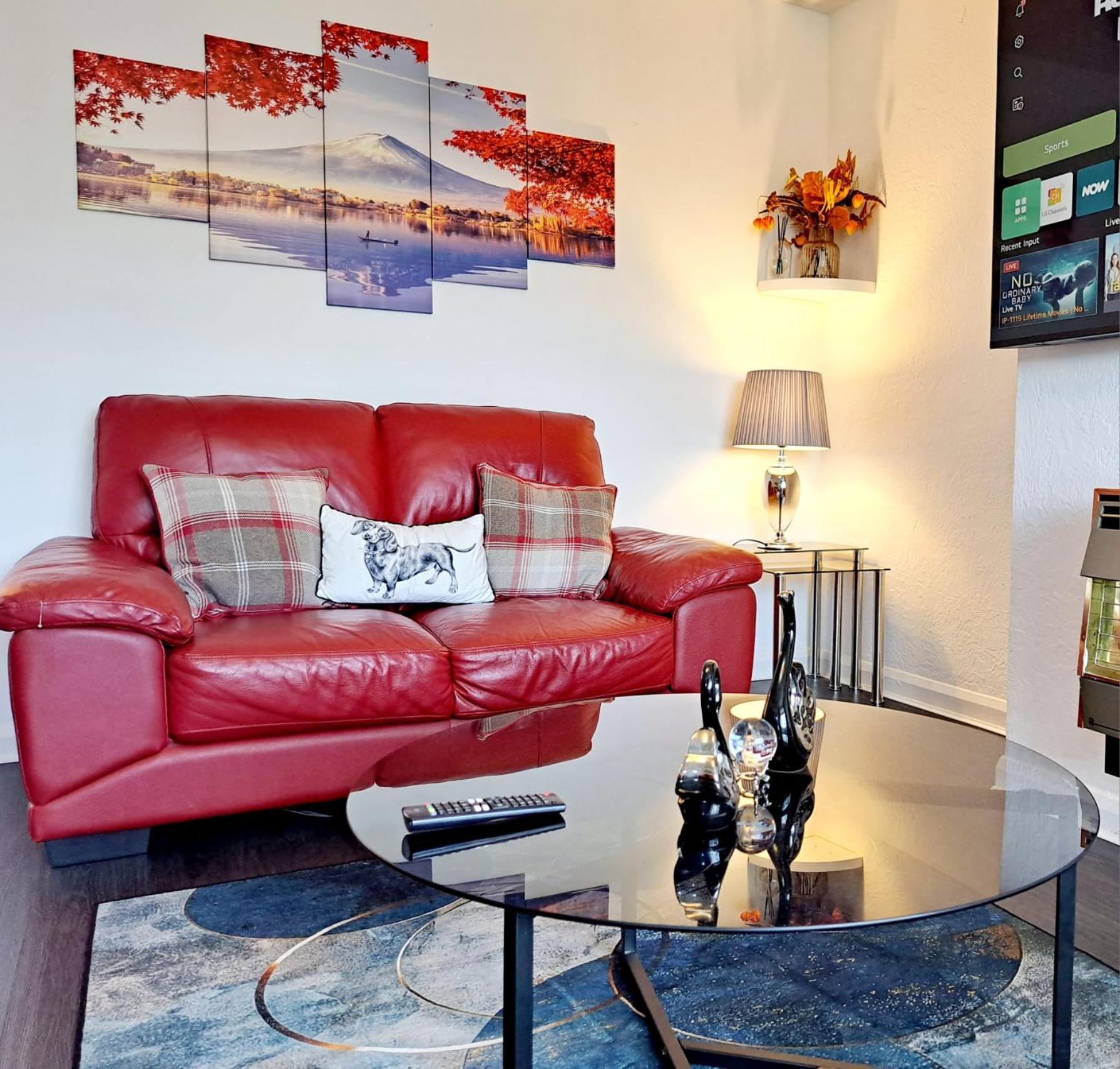 Cozy 2Br Home Leeds Free Parking & Wifi Pets Welcome Exterior photo